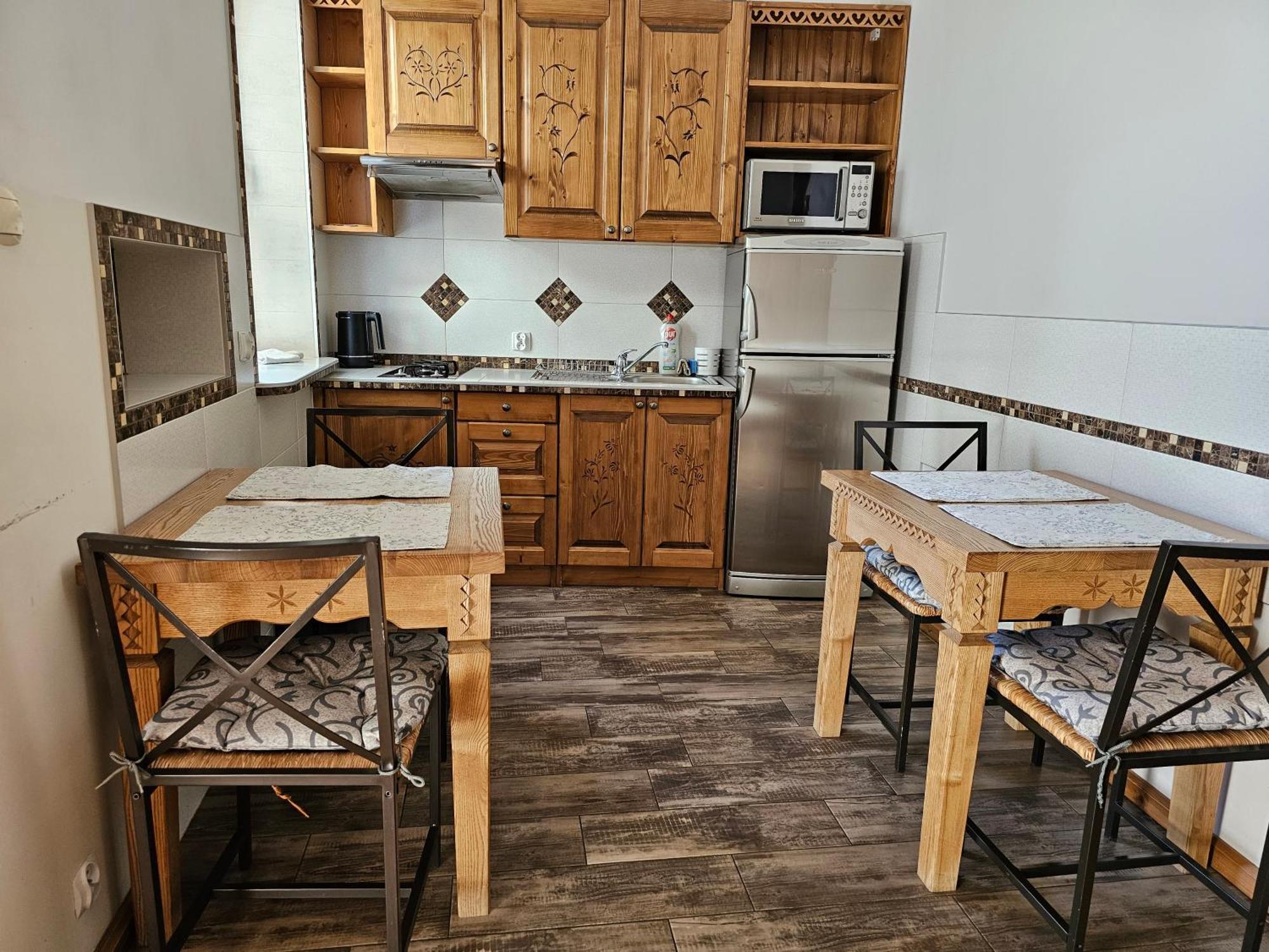 Pokoje I Apartamenty Krupowki 36 ザコパネ エクステリア 写真